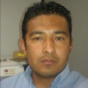 Meet your Posher, Moises